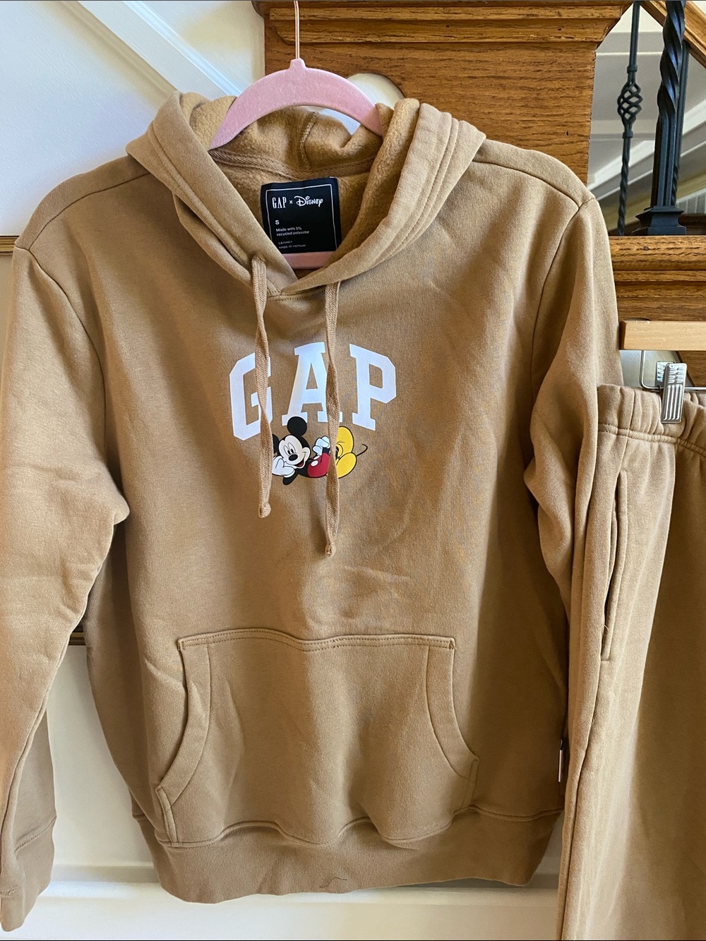 DISNEY GAP Sweatsuit Sweatshirt Sweatpants - Picture 2 of 14